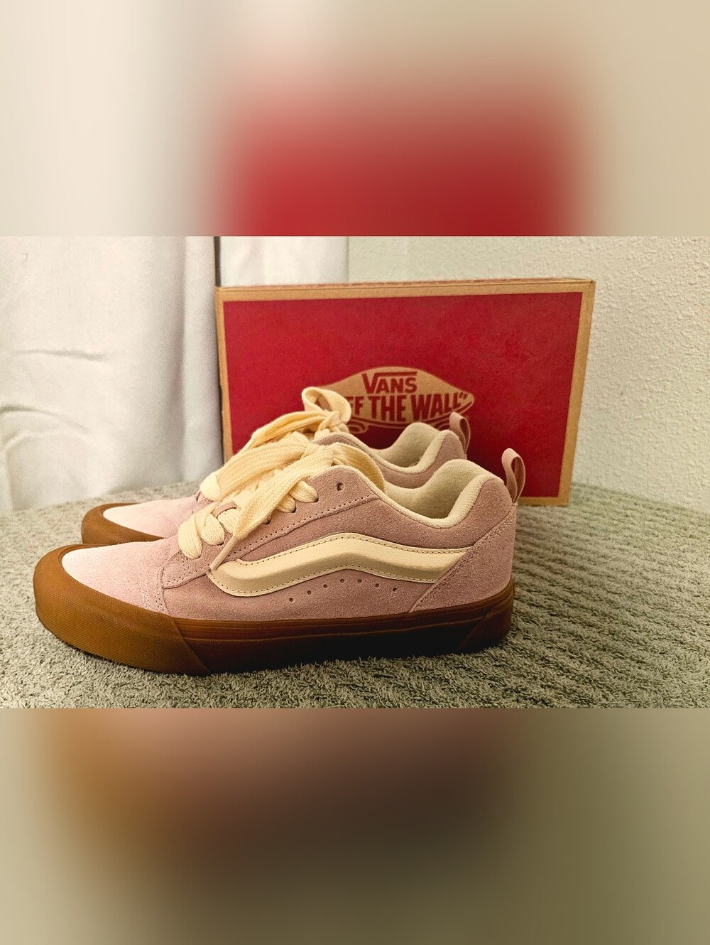 Women's Vans Knu Skool Skate Shoes - Size 9